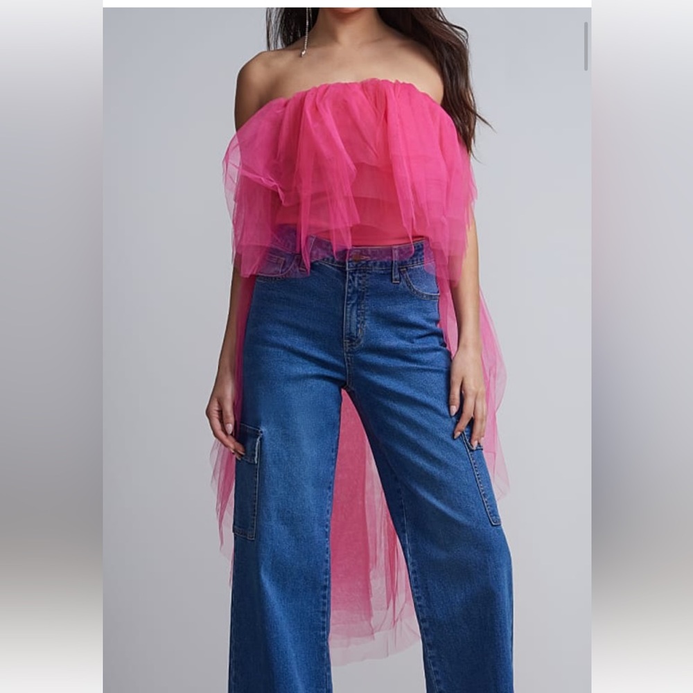 NWT PINK TULLE HIGH LOW TOP